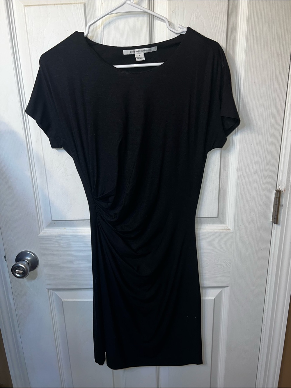 Diane von Furstenberg DVF Black Ruched Jersey Sheath Dress LBD Size Small